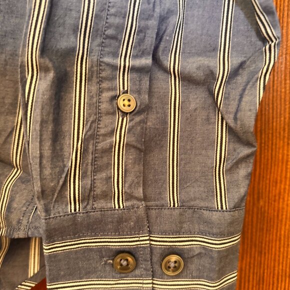 Banana Republic Relaxed Fit Washed Cotton Poplin Shirt. Size Medium NWT - Picture 4 of 7